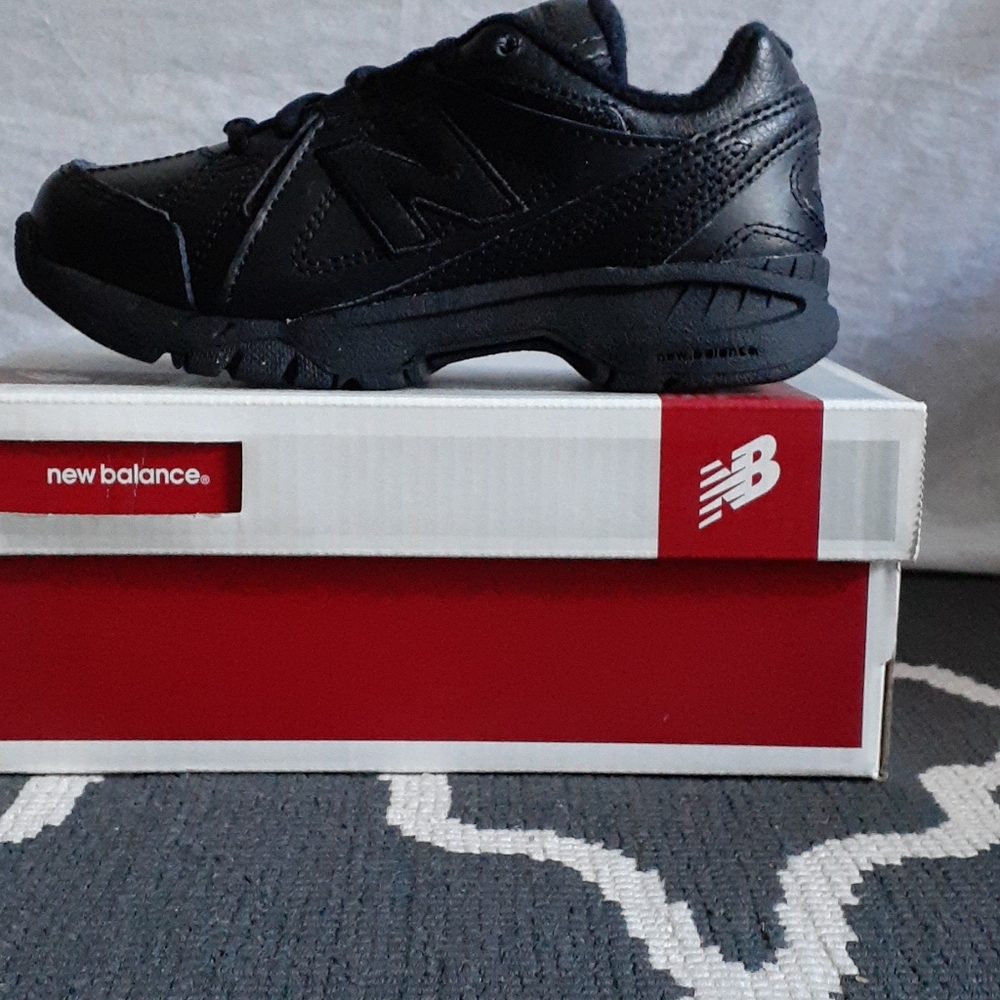 Young kids shoe